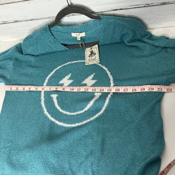 Easel Smiley Lightning Bolt Blue Sweater Women’s Small Lightweight Knit - Picture 5 of 10